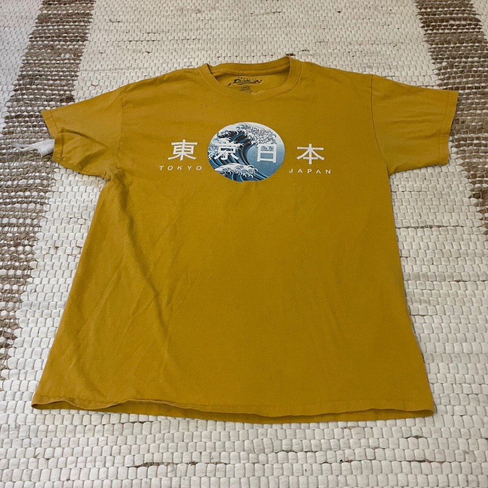 Popular Poison Tokyo Japan Great Wave Graphic T-Shirt Mustard Yellow Mens Large